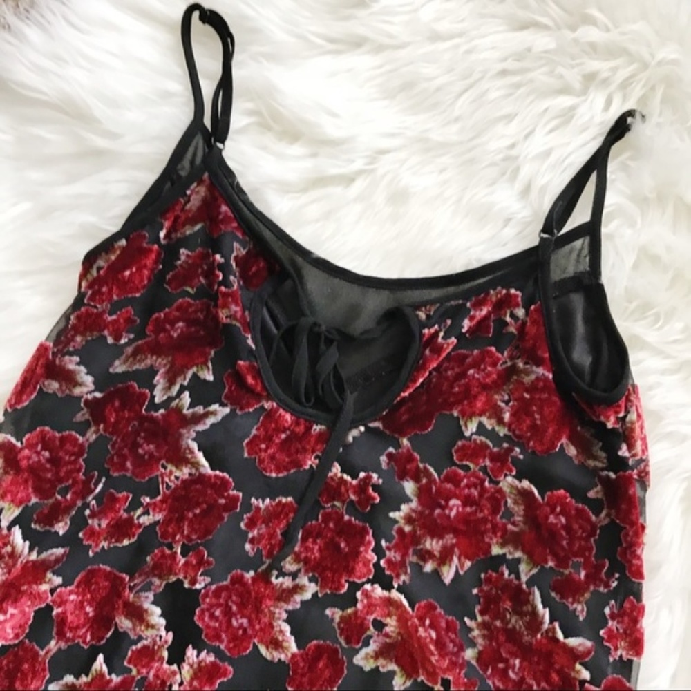 Band of Gypsies Floral Velvet Tank Top Small NWT